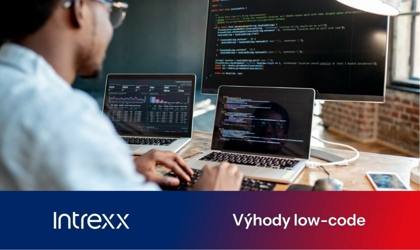 Jaké výhody vám poskytne programování pomocí low-code nástroje Intrexx?